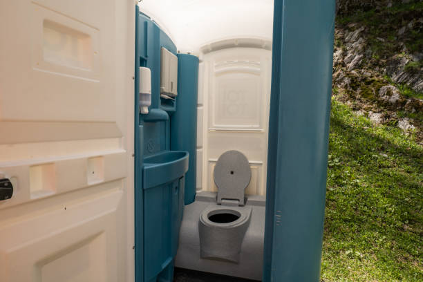 Affordable portable toilet rental in Delshire, OH